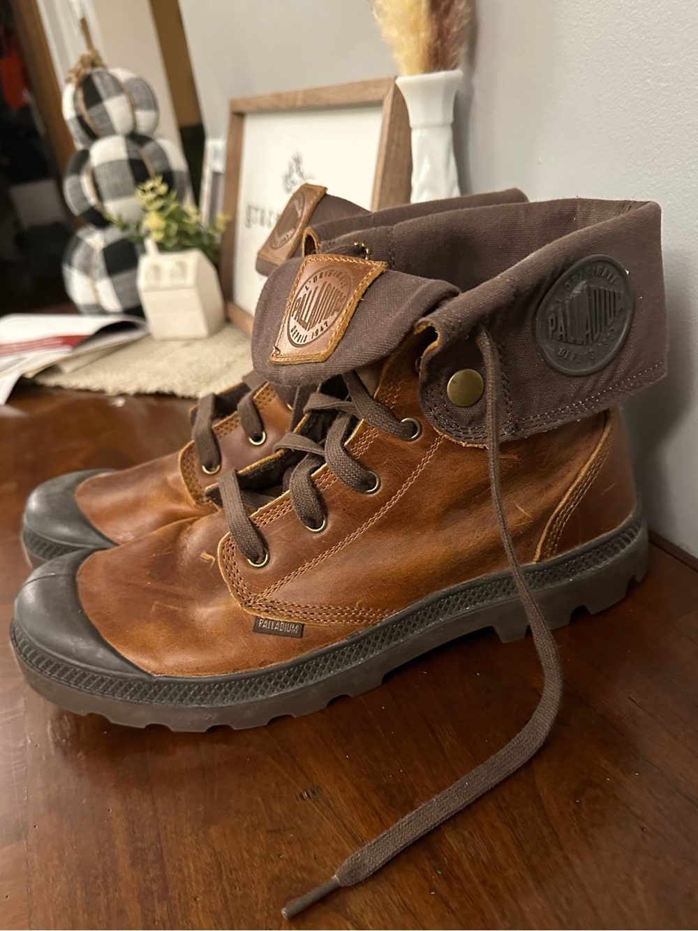 Palladium Men's Brown Leather Fold-Over Chukka Boots with Dark Brown Cuff
